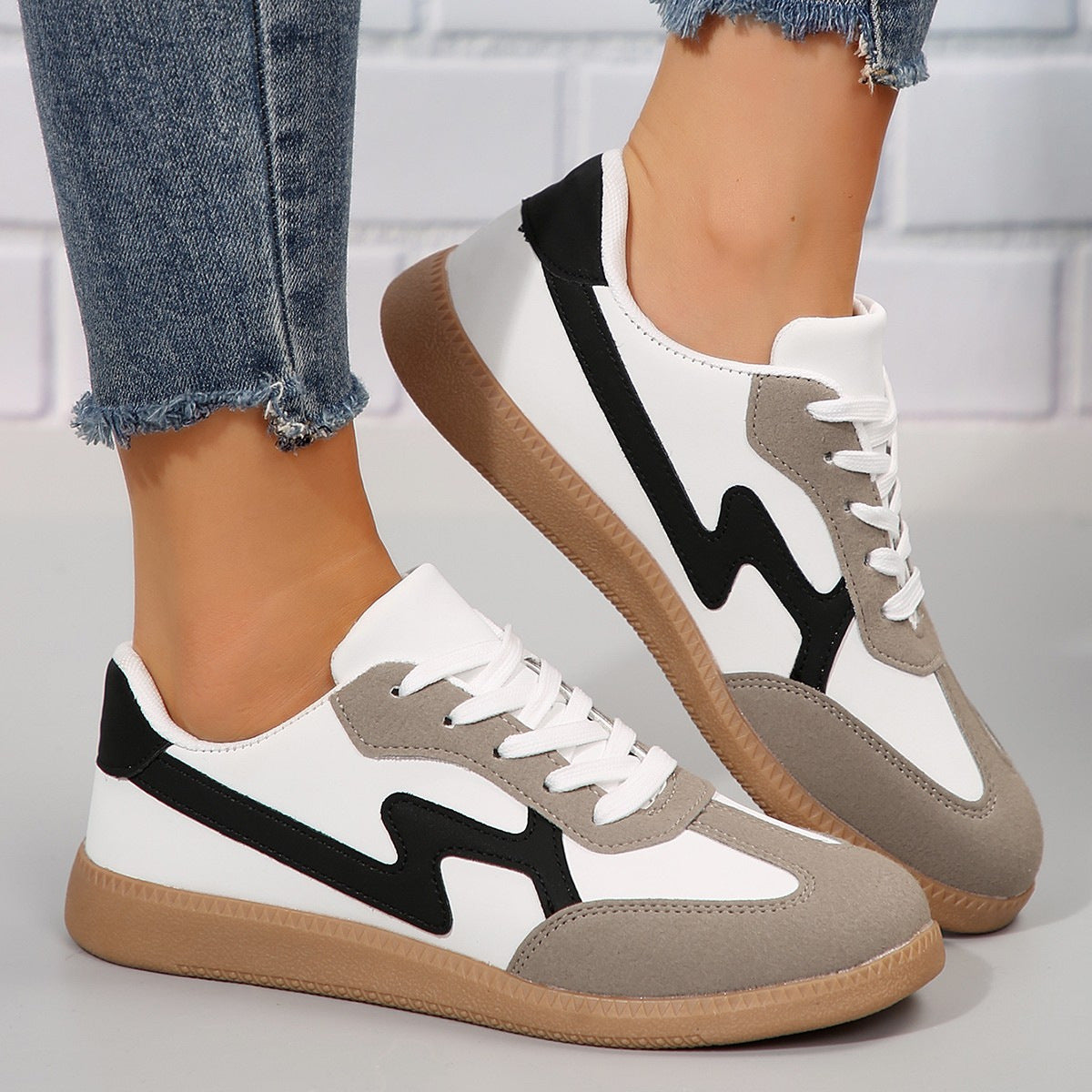 Fashionable Flat Casual Lace-up Student Sports Women's Board Shoes